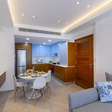 Mackenzie Castella Beachfront Larnaca